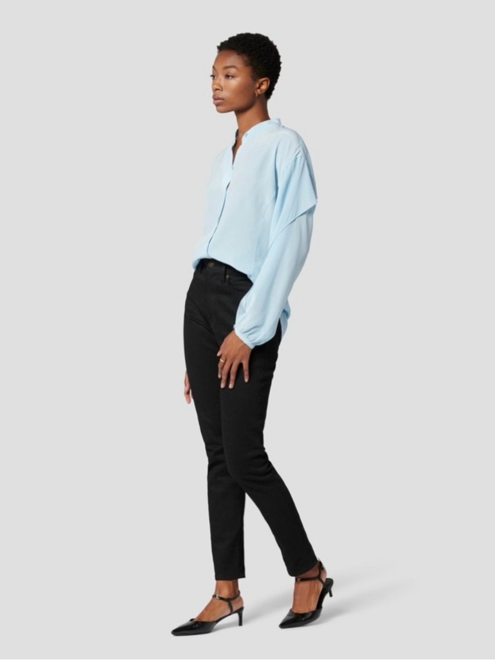 NWT Equipment Femme Amara Silk Button Down Shirt - Picture 3 of 8